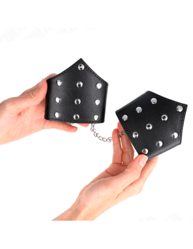 KINK - MUÃEQUERAS ESTILO PUNTIAGUDO NEGRO CON CADENA AJUSTABLE 17-23 CM X 8.5 CM