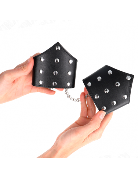 KINK - MUÃEQUERAS ESTILO PUNTIAGUDO NEGRO CON CADENA AJUSTABLE 17-23 CM X 8.5 CM