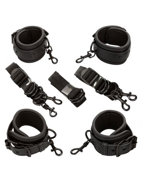CALEXOTICS - NOCTURNAL RESTRICCIONES DE CAMA CUERO AJUSTABLE NEGRO
